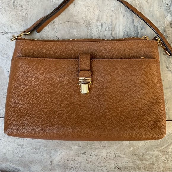 Michael Kors Leather Mercer Large Snap Pocket Crossbody Bag Clutch - Picture 2 of 10